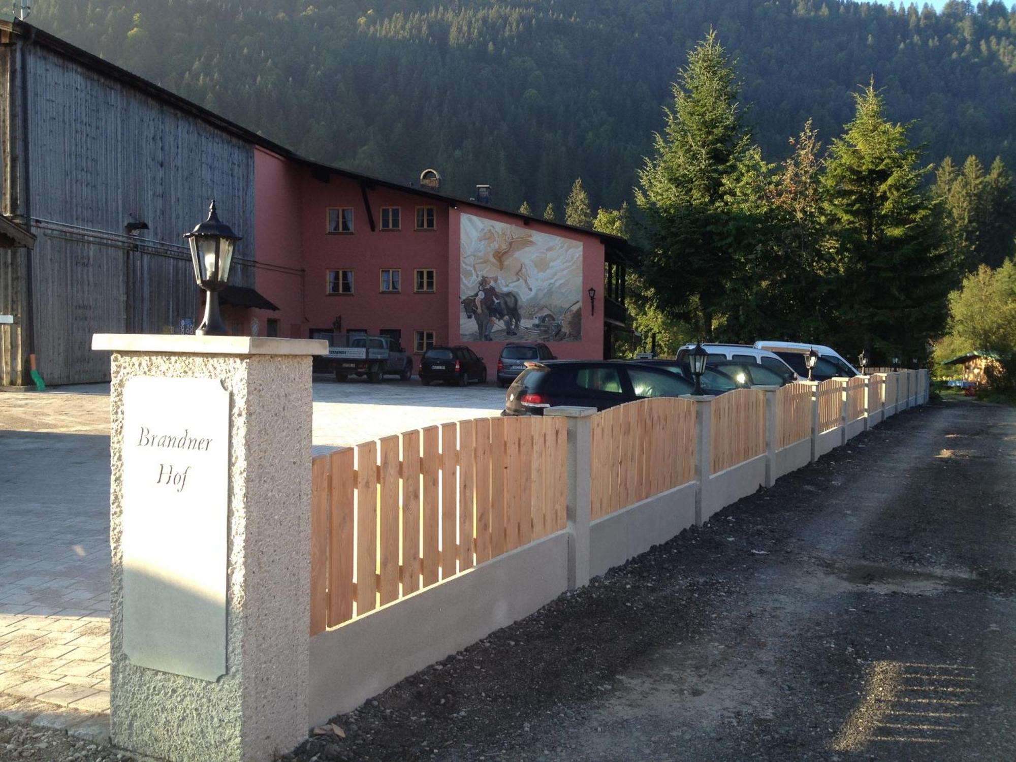Gaestehaus Brandnerhof Garmisch-Partenkirchen Exterior photo